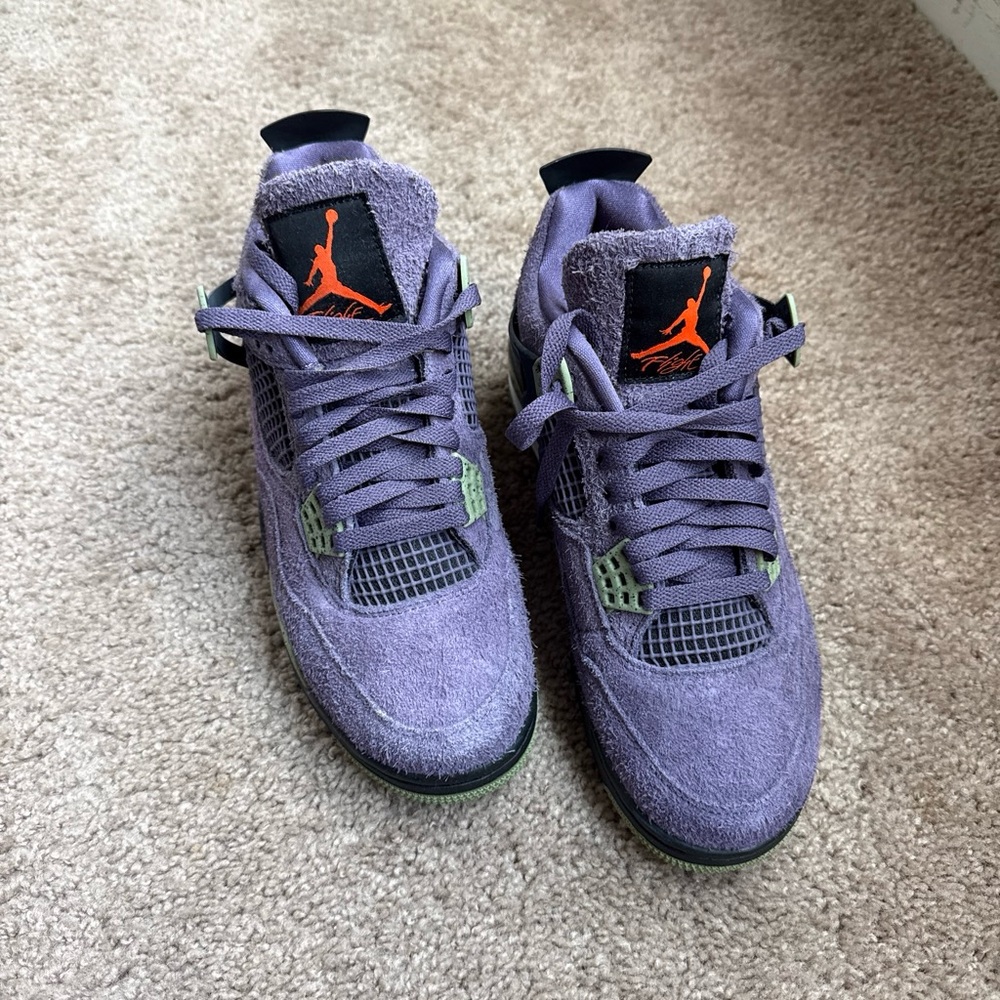 Air Jordan 4 Retro